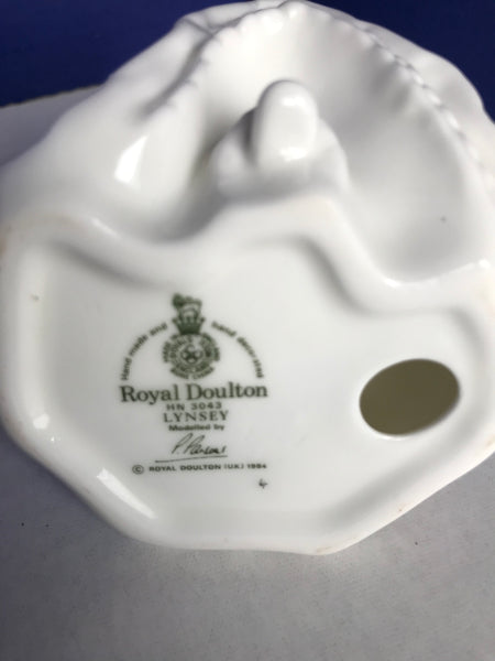 Royal Doulton "Lynsey" Porcelain figurine HN 3043